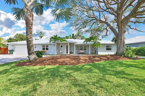 2013 NW 2nd Avenue Delray Beach FL 33444