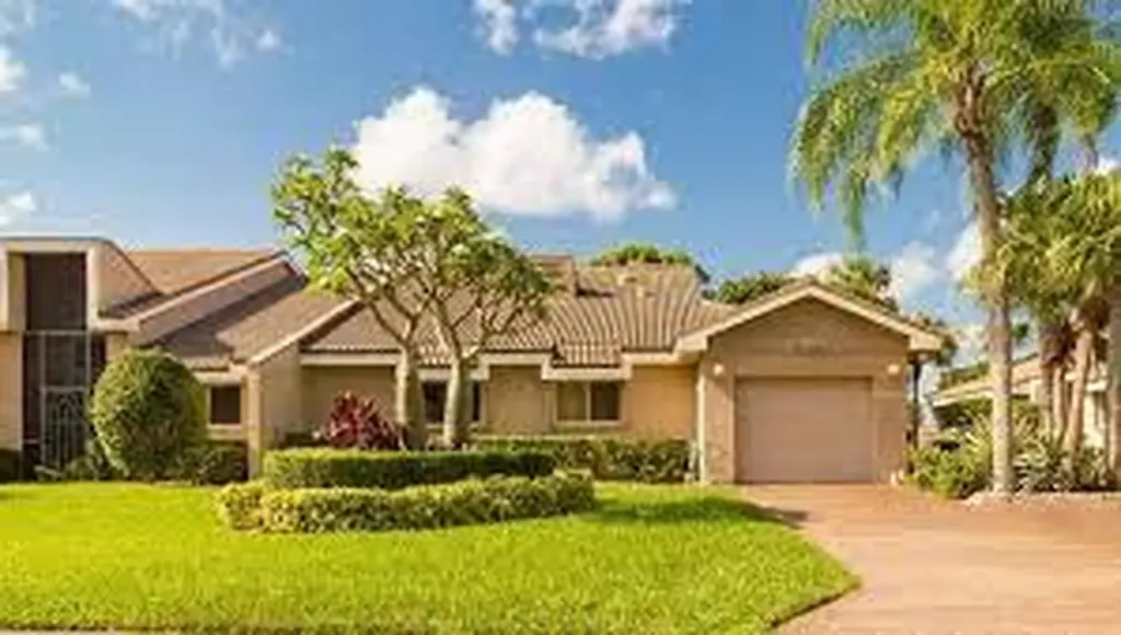 6959 Fountains Circle Lake Worth FL 33467