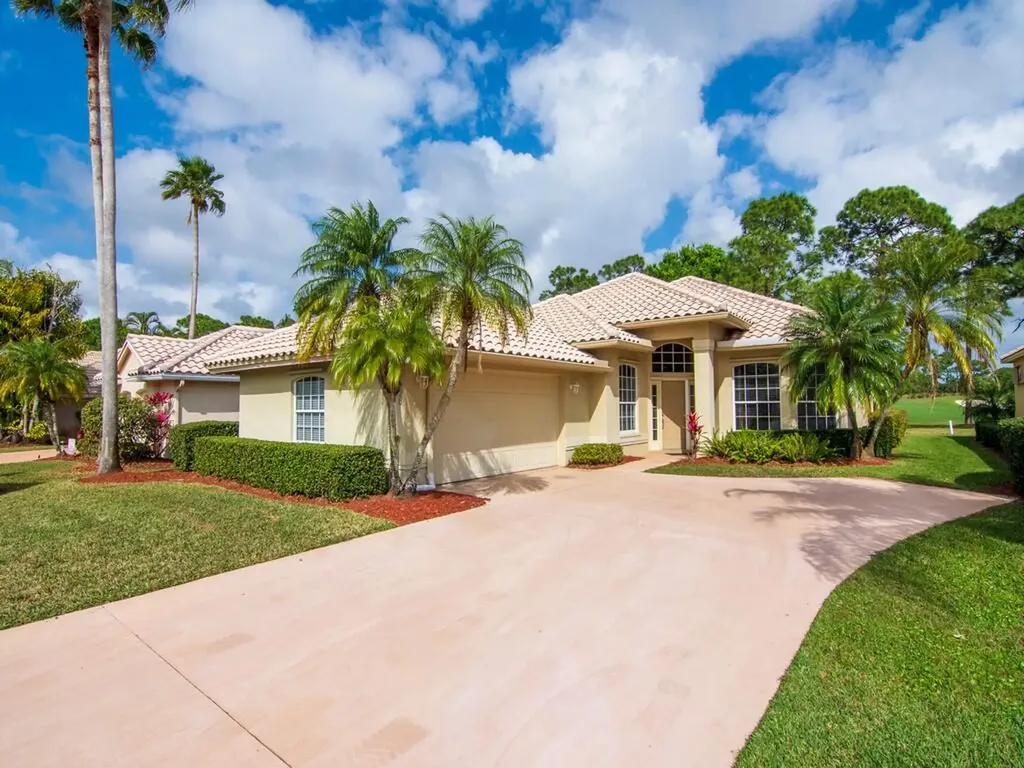 8328 Belfry Place Port St Lucie FL 34986