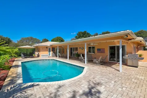 9796 NW 19th Street Coral Springs FL 33071