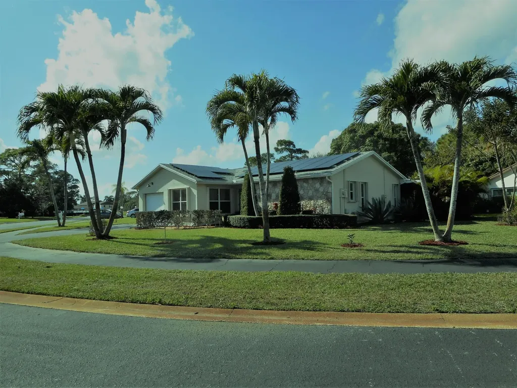 6124 Rainbow Circle Greenacres FL 33463