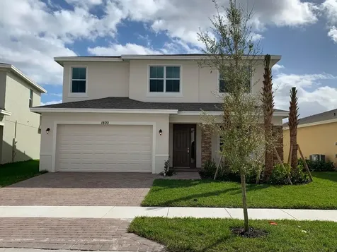 1800 NW Vivanco Street Port St Lucie FL 34986