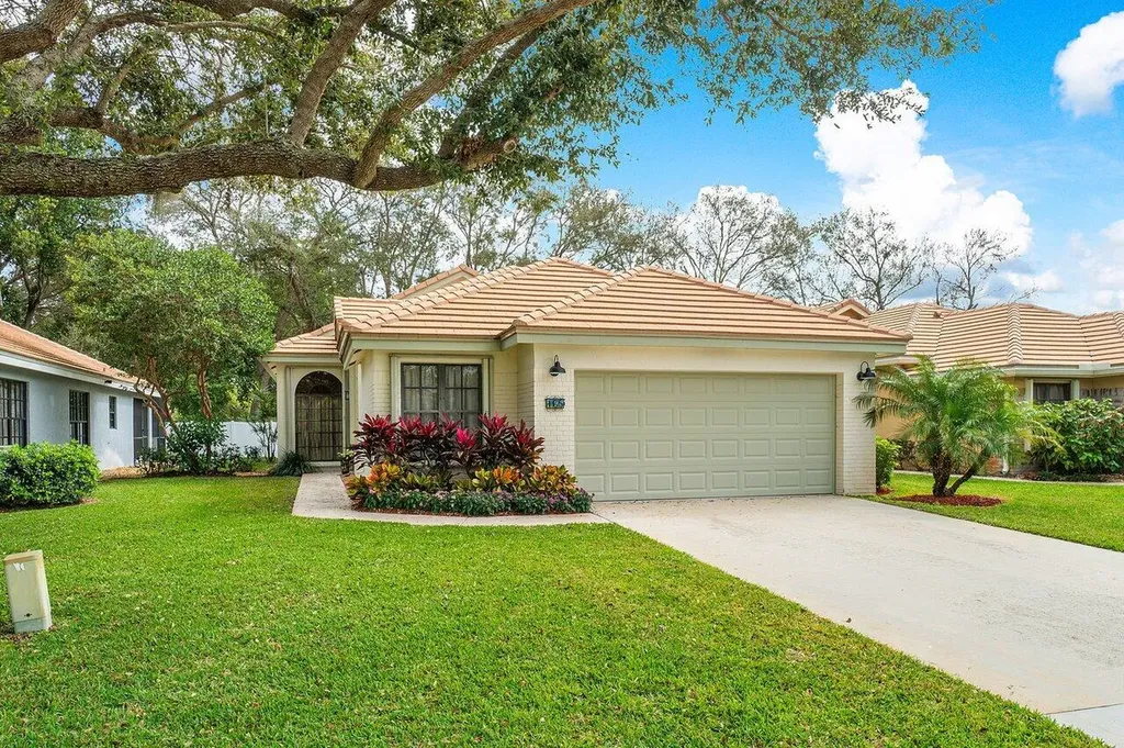 165 Sherwood Forest Drive Delray Beach FL 33445