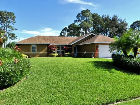 373 NW Aurora Street Port St Lucie FL 34983