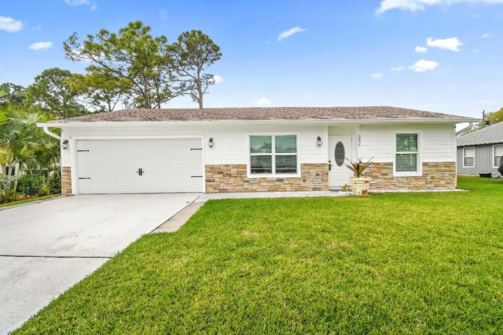3034 SW Segovia Street Port St Lucie FL 34953