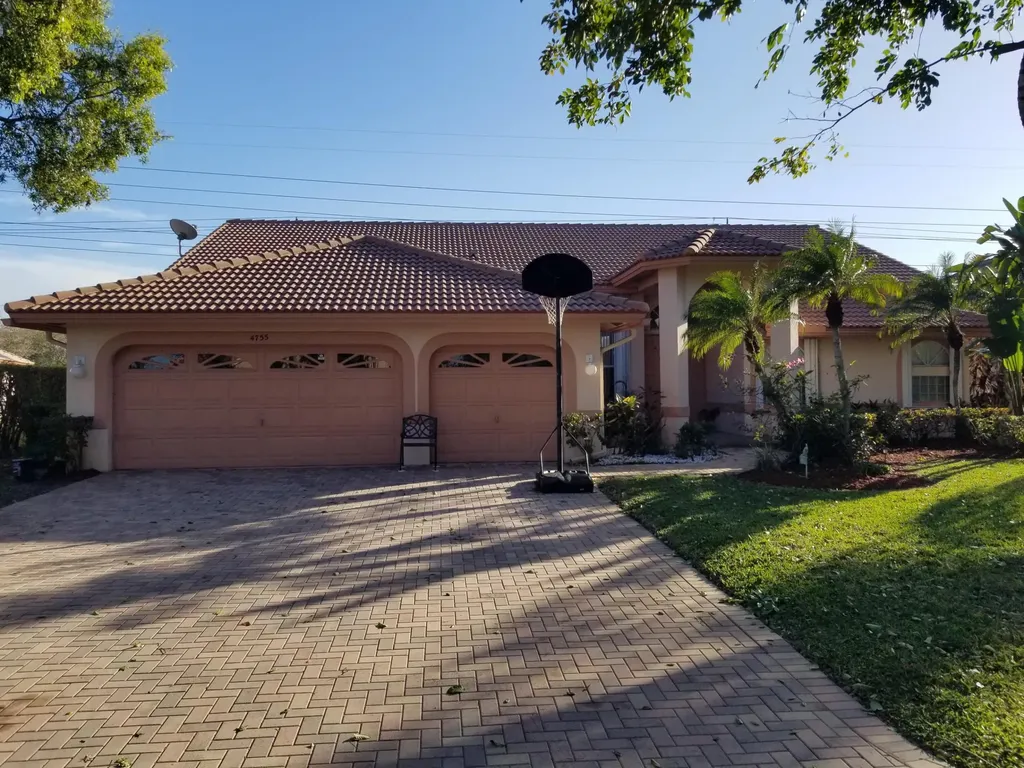 4755 NW 95th Drive Coral Springs FL 33076