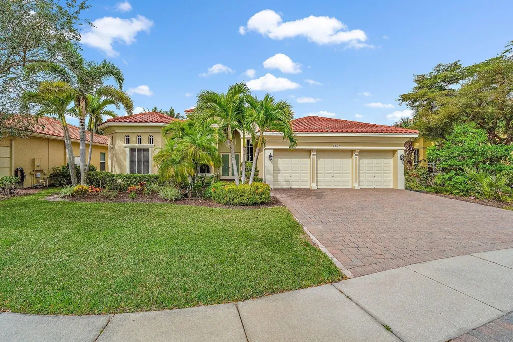 3397 Lago De Talavera Wellington FL 33467
