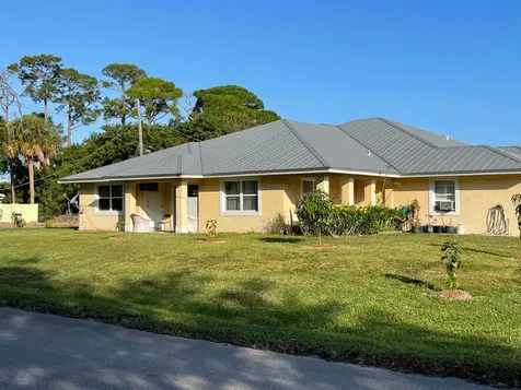 3243 W Lake Drive Fort Pierce FL 34982