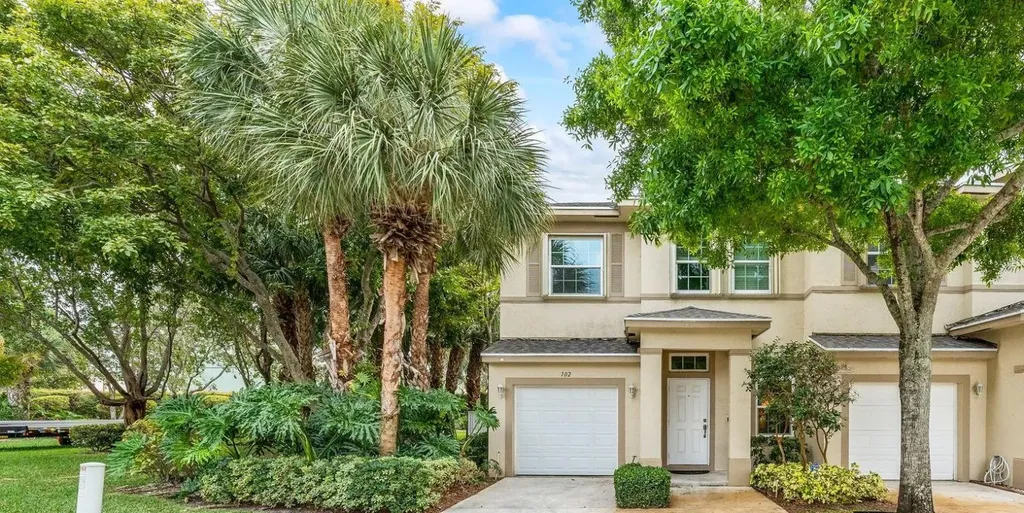 102 Spruce Street Boynton Beach FL 33426