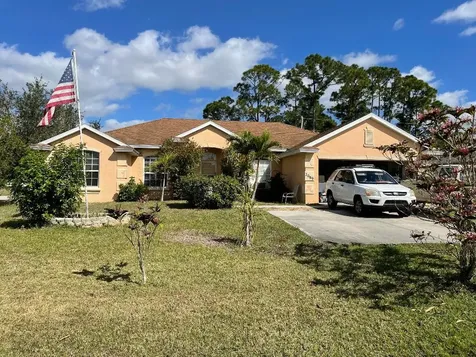 2099 SW Del Rio Boulevard Port St Lucie FL 34953