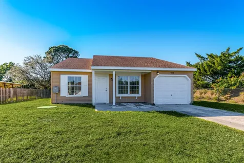 1434 SE Solar Street Port St Lucie FL 34983