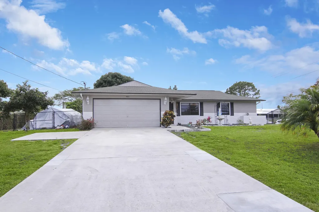 480 SW Lakehurst Drive Port St Lucie FL 34983