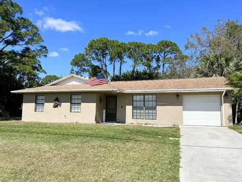 1733 SW Capehart Avenue Port St Lucie FL 34953