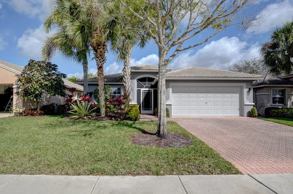 8226 Duomo Circle Boynton Beach FL 33472