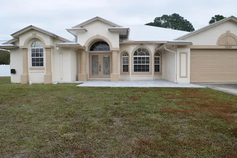 5325 NW South Lanett Circle Port St Lucie FL 34986
