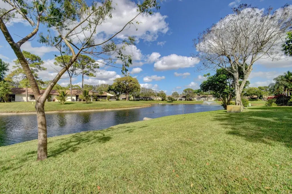 6112 Newstead Court Greenacres FL 33463