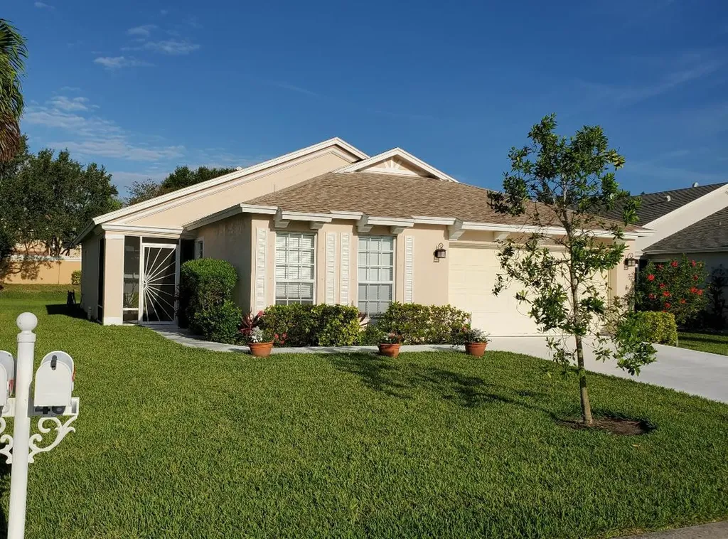461 SW Talquin Lane Port St Lucie FL 34986