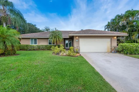 910 NW 7th Court Delray Beach FL 33445