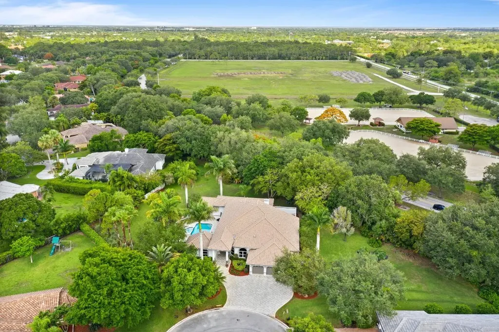 8226 NW 63rd Court Parkland FL 33067