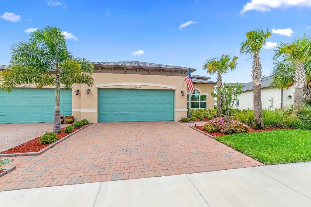 12816 SW Lake Fern Circle Port St Lucie FL 34987