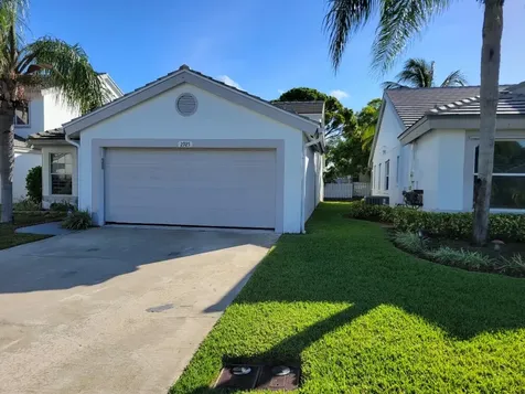 2925 Sierra Pine Drive Lake Worth FL 33462