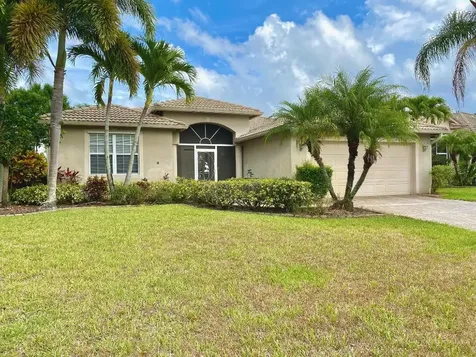 509 NW Waverly Circle Port St Lucie FL 34983
