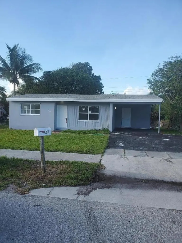 406 SW 9th Street Delray Beach FL 33444