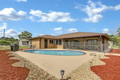 2557 Canterbury Drive N Riviera Beach FL 33407