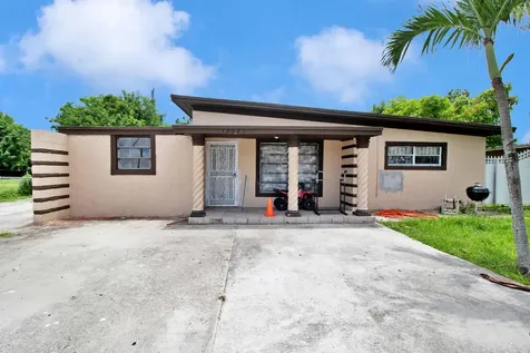 12025 NW 21st Court Miami FL 33167