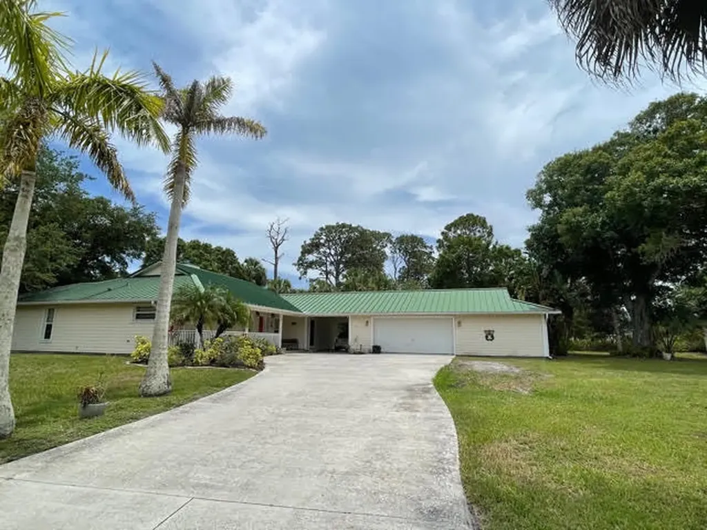 701 French Creek Lane Fort Pierce FL 34982