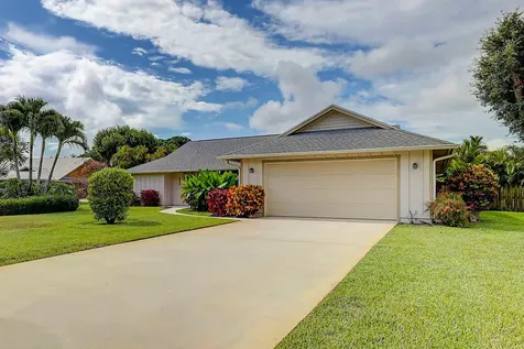2085 NE Ocapi Court Jensen Beach FL 34957