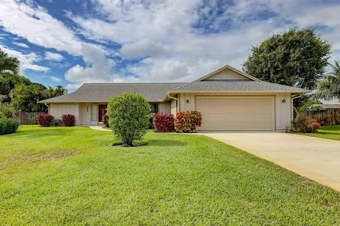 2085 NE Ocapi Court Jensen Beach FL 34957