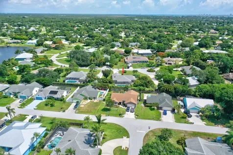2085 NE Ocapi Court Jensen Beach FL 34957