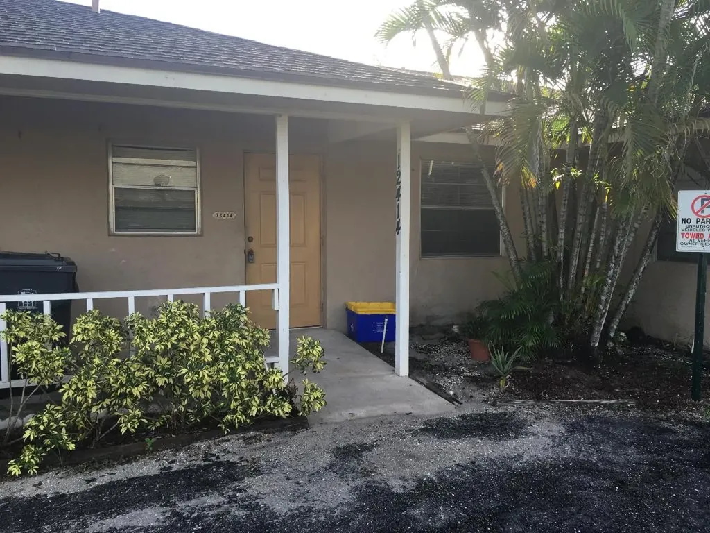 12412 Peconic Court Wellington FL 33414