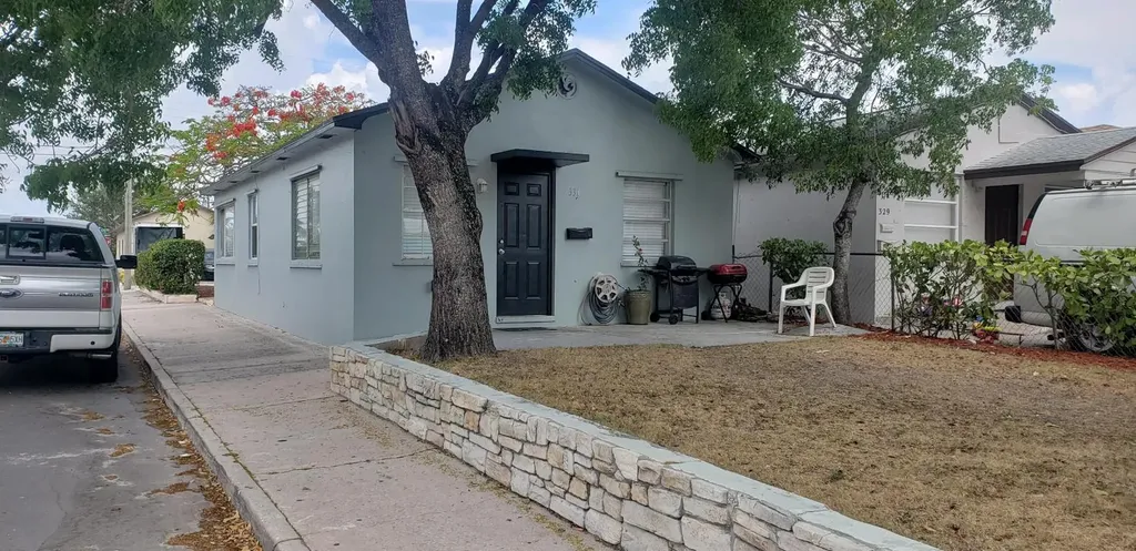 331 S F Street Lake Worth Beach FL 33460