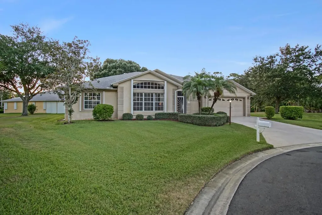 6803 Frost Terrace Port St Lucie FL 34952