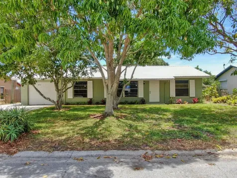 8751 SE Eagle Avenue Hobe Sound FL 33455