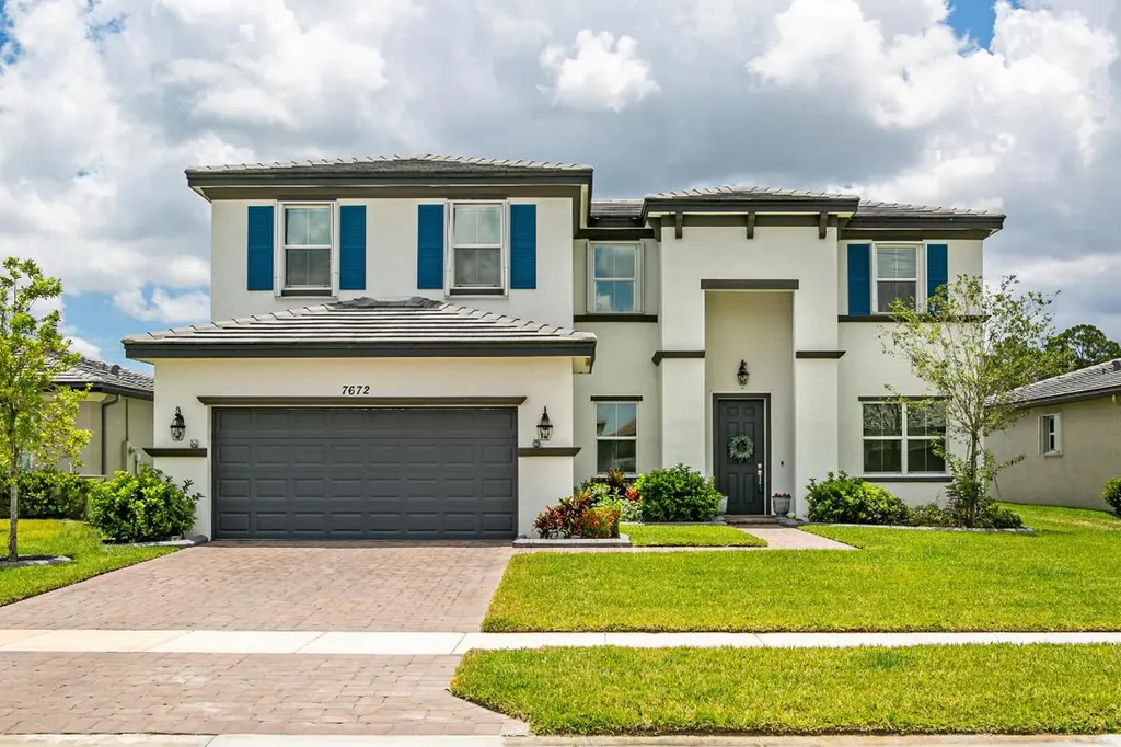 7672 NW Greenspring Street Port St Lucie FL 34987