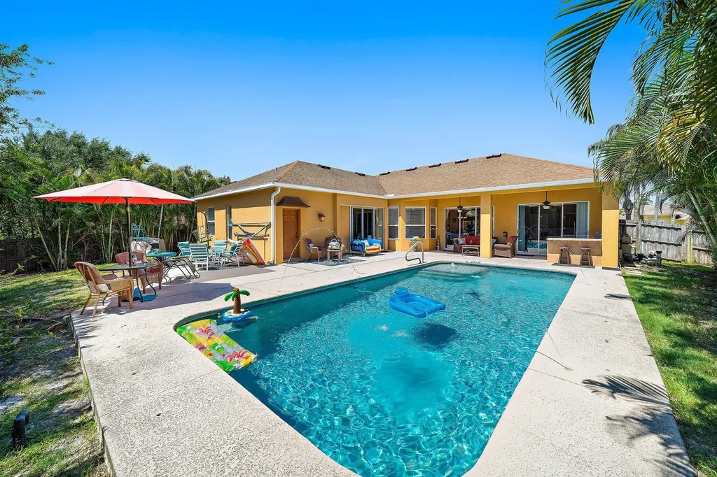 4277 SW Oblique Street Port St Lucie FL 34953
