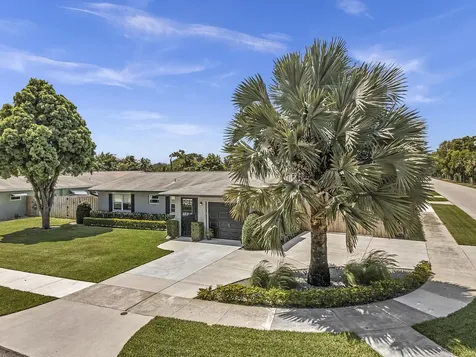 1798 SW 7th Street Boca Raton FL 33486