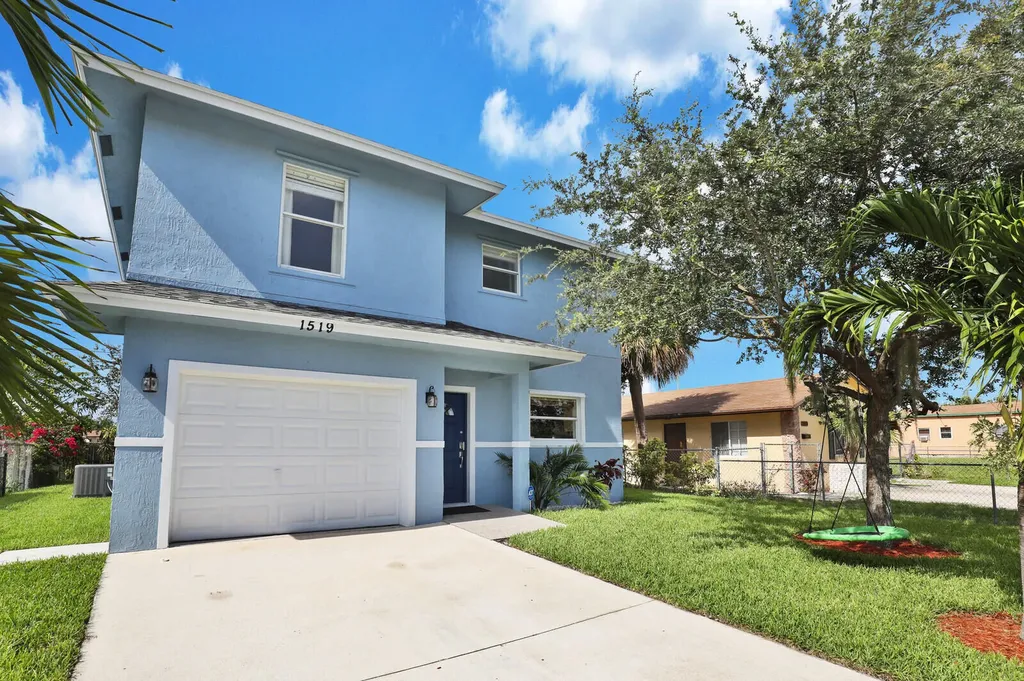 1519 W 17th Street Riviera Beach FL 33404