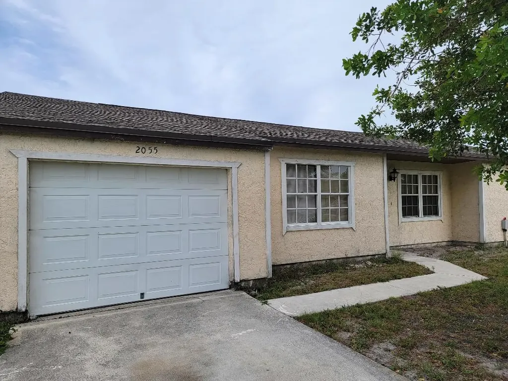 2055 SE North Blackwell Drive Port St Lucie FL 34952