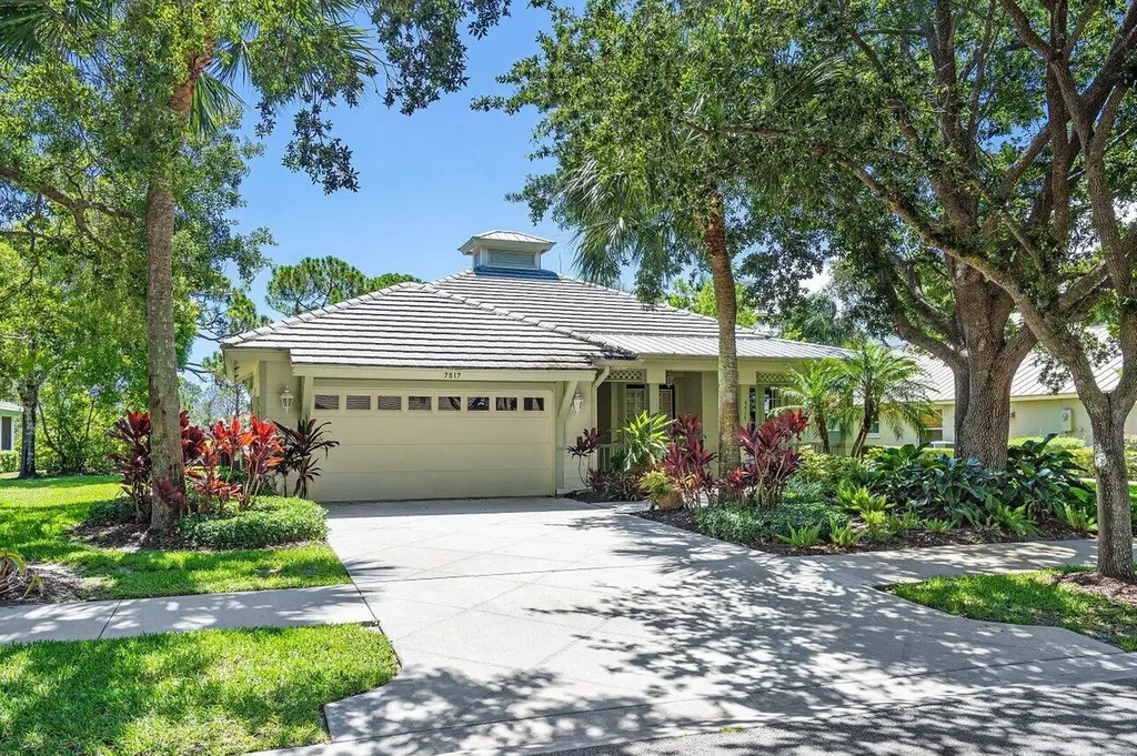7517 SE Teton Drive Hobe Sound FL 33455