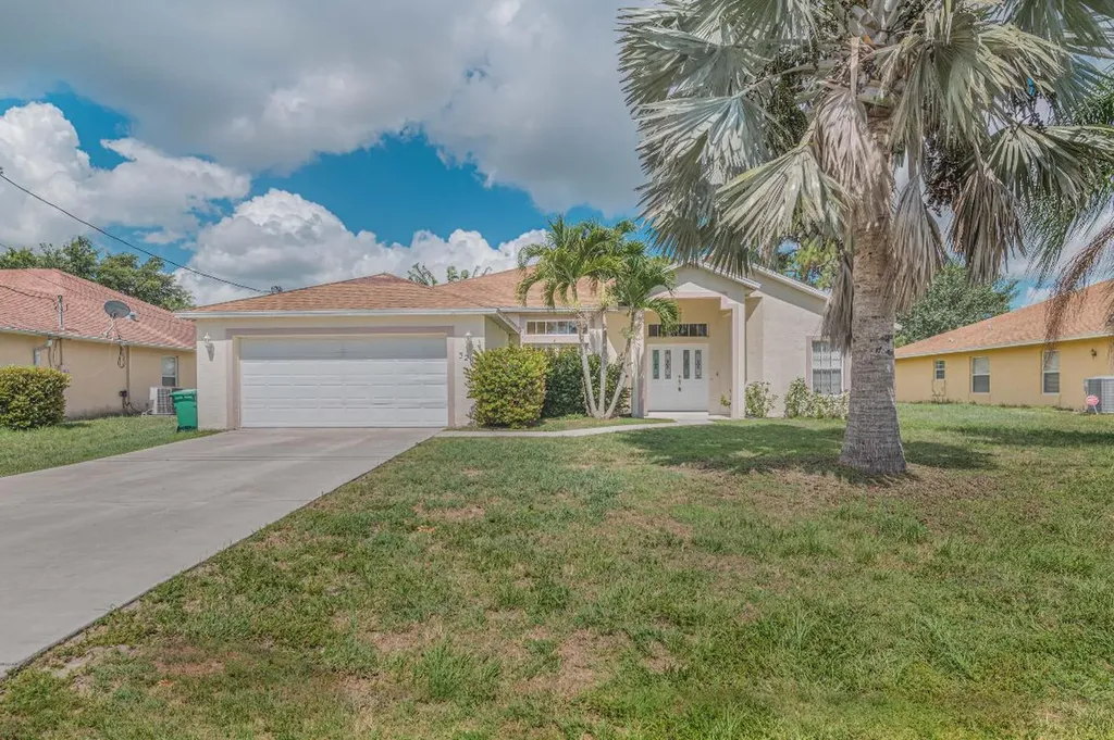 3282 SW Escarole Street Port St Lucie FL 34953