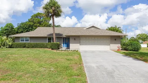 2144 SE Gidding Road Port St Lucie FL 34952