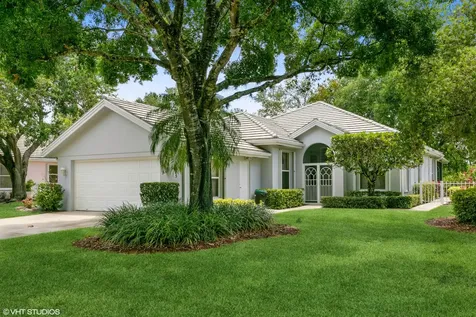 7615 SE Fiddlewood Lane Hobe Sound FL 33455