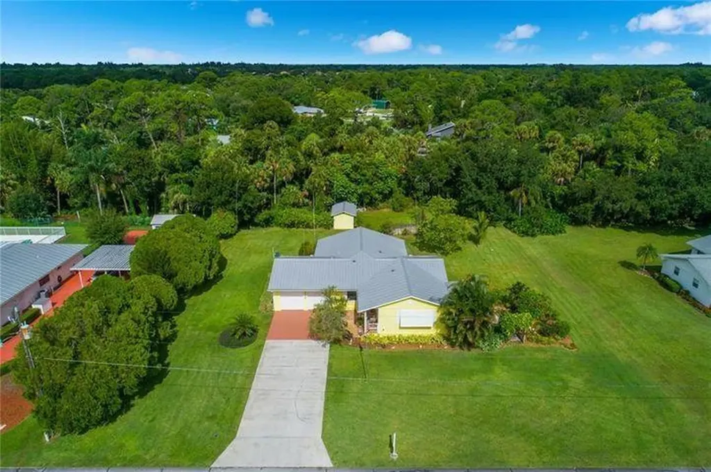 8786 SW Cherry Lane Stuart FL 34997