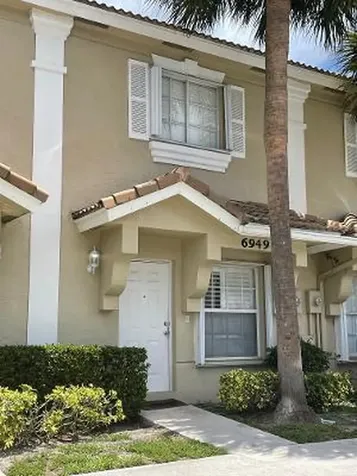 6949 Crooked Fence Drive Lake Worth FL 33467