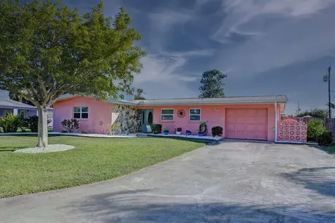 304 Bay Street Port St Lucie FL 34952