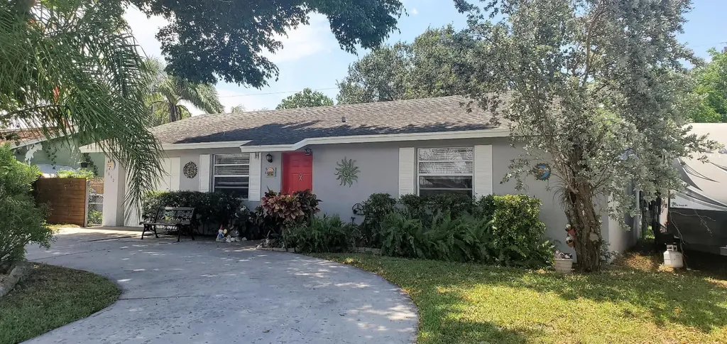 4842 Canal Drive Lake Worth FL 33463